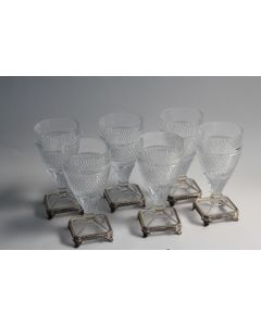 Six verres cristal taillé et argent