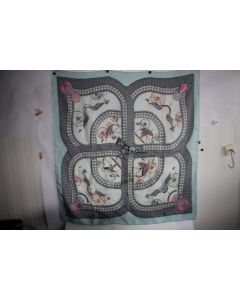 HERMES Foulard soie Voitures Paniers Julia Abadie
