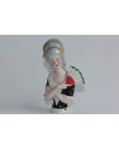 Demi figurine porcelaine Femme à l'éventail