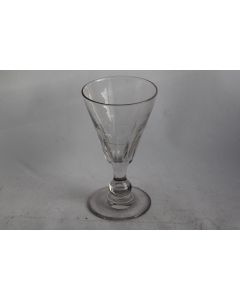 Ancien verre à absinthe avec dose