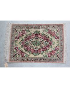 Tapis Ghoum Soie Iran Roses
