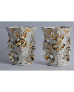 Paire de petits vases de mariés porcelaine Vieux Paris