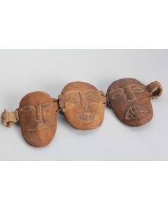 Ancienne ceinture ethnique os sculpté Océanie