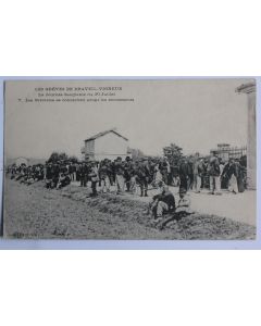 CPA Grèves de Draveil-Vigneux Journée sanglante Grévistes