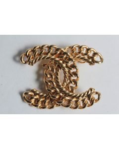 CHANEL Broche plaqué or Deux C entrelacés vintage