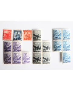 Timbres Italie série courante 1945-1948 neufs et oblitérés