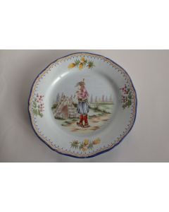 Assiette faïence Henriot Quimper Joueur de Biniou