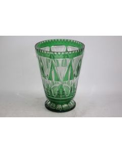 Vase en cristal taillé vert Val St Lambert