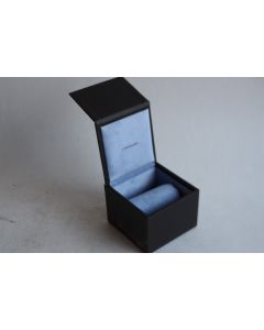 VHERNIER Écrin pour montre cuir
