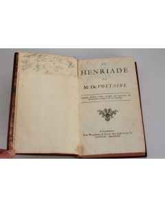 Livre La Henriade Voltaire 1728