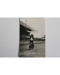 CPA Vitry-sur-Seine Acrobates Motocyclistes Les deux X
