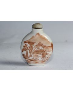 Flacon tabatière porcelaine émaillée rouge de fer Chine