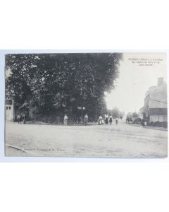 CPA Nièvre Myennes Carrefour des routes de Paris et de Saint-Amand