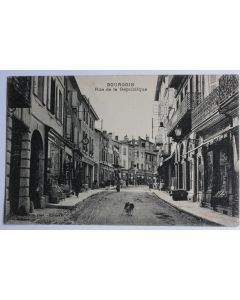 CPA Isère Bourgoin Rue de la République