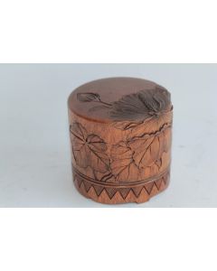 Ancienne petite ronde bois sculpté Japon signée Kobako