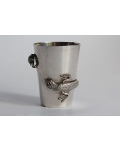 Verre à liqueur argent Salamandre et araignée Chine XIXe siècle