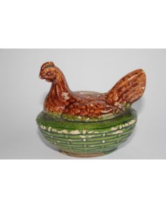 Ancienne tirelire à casser Poule couveuse faïence
