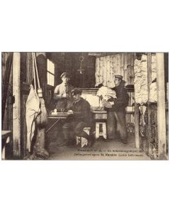 CPA 44 LOIRE ATLANTIQUE ST NAZAIRE Frankreich N°23 Dépôt de vêtements dans le camp des prisonniers