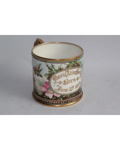 Tasse de baptême porcelaine émaillée Marie Aline Bodley 1894