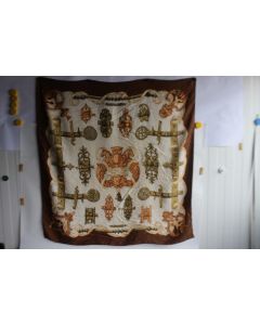 HERMES foulard soie Ferronnerie Caty Latham