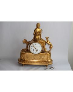Pendule restauration Diane chasseresse bronze doré