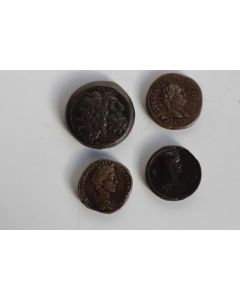 Anciens moulages 4 monnaies antiques