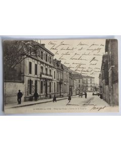 Carte postale ancienne La Roche-sur-Yon Hôtel des Postes