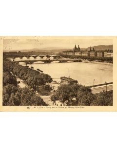 CPA 69 RHONE LYON Ponts sur le Rhône et Dôme Hôtel Dieu