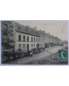 CPA Nord Landrecies La ville basse Attelage Épicerie La Civette Tabac
