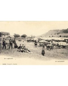 CPA Militaria Soldats Régiment Suisse Un campement Ein Lagerplatz animé