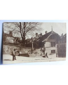 Carte postale Suisse Fribourg Fontaine du sauvage