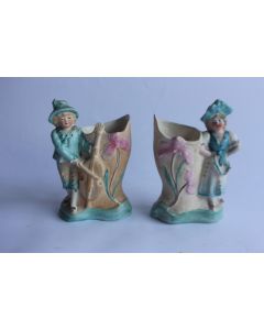 Porcelaine biscuit paire de vases 