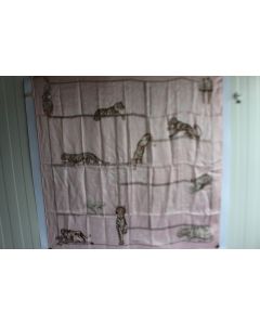CARTIER Foulard soie rose Panthères