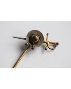 Épingle à cravate épée bouclier miniature
