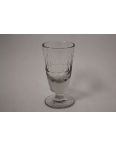 Ancien verre à absinthe