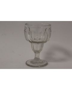 Ancien verre à absinthe à réservoir