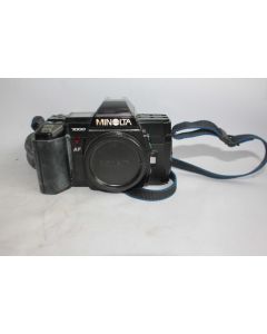 Appareil photo minolta AF 7000 avec 3 objectifs et 1 flash