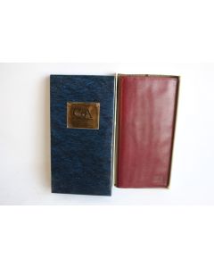 CARAN d'ACHE Portefeuille porte-cartes cuir bordeaux 
