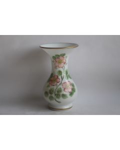 Ancien vase opaline émaillée