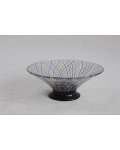 Petite coupe en verre filigrane