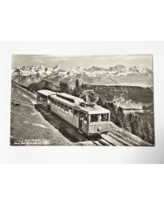 CP Suisse Rigi Kulm Bahn und Blick auf die Alpen Train