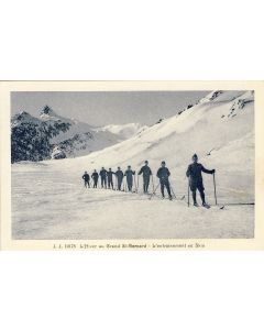 CP Suisse Valais Hiver Grand St Bernard Militaire L'entraînement en skis