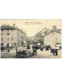 CPA 01 Ain Pont de Vaux - Grande Rue Jour de marché