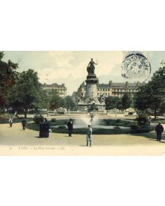 CPA 69 RHONE LYON La Place Carnot LL animé 1906