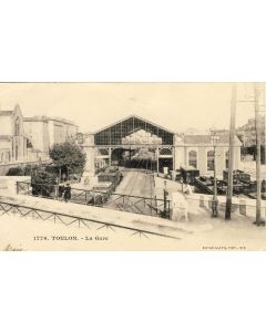 CPA 83 TOULON La Gare Vieux train entrant en gare 1904