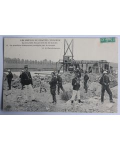 CPA Grèves de Draveil-Vigneux Journée sanglante machine élévatoire