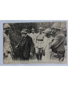 CPA Oise Clemenceau Président du conseil causant avec un soldat
