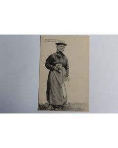 CPA Seine-Maritime Duclair La Mère l'Amour Marchande de journaux