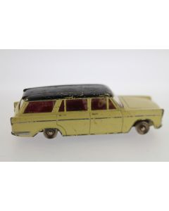 DINKY TOYS 548 Voiture Fiat 1800