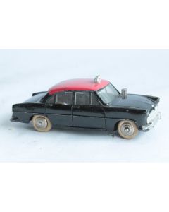 DINKY TOYS Voiture miniature 24ZT Simca Ariane Taxi